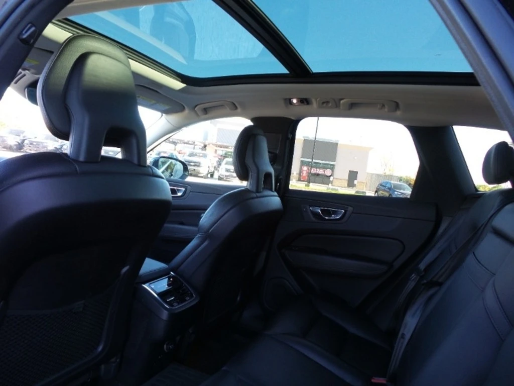 Volvo XC60 T6 AWD* MOMENTUM * PANO *  * HK* 360 | Mobile.bg   15