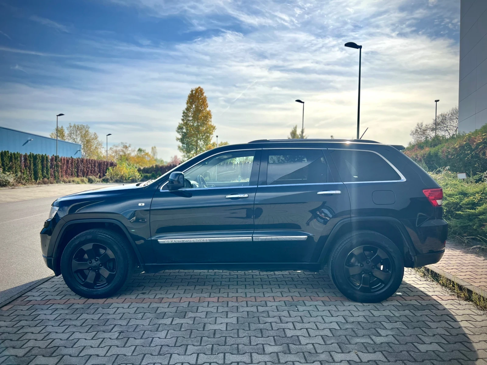 Jeep Grand cherokee 3.0CRD-Limited-Лизинг през Уникредит по 365 лв - изображение 4