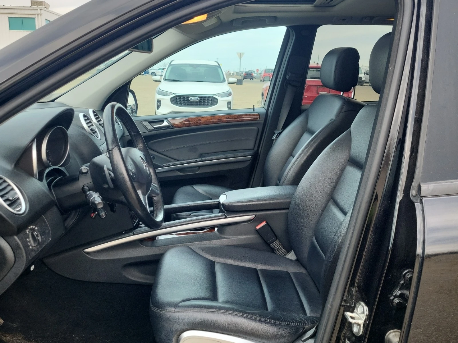 Mercedes-Benz ML 350 * * CARFAX * *   * *  | Mobile.bg   7