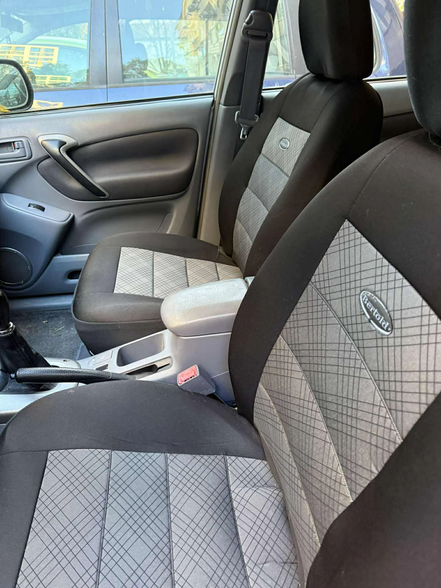 Toyota Rav4  - изображение 5