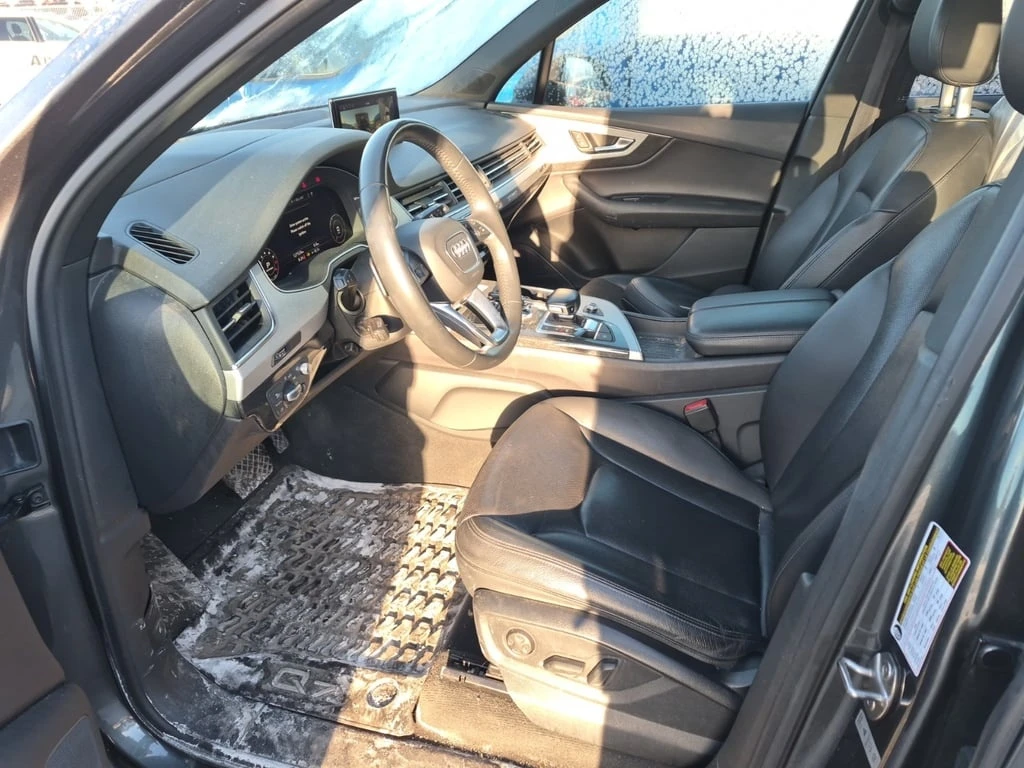 Audi Q7 TECHNIK/ДИСТРОНИК/ПОДГРЕВ/ОБДУХ/3 КЛЮЧА/4+ ГУМИ - изображение 5