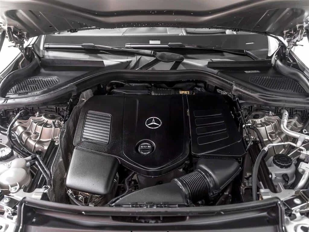 Mercedes-Benz GLC * 300 4MATIC SUV * CARFAX * ЦЕНА ДО БГ, снимка 17 - Автомобили и джипове - 53927166