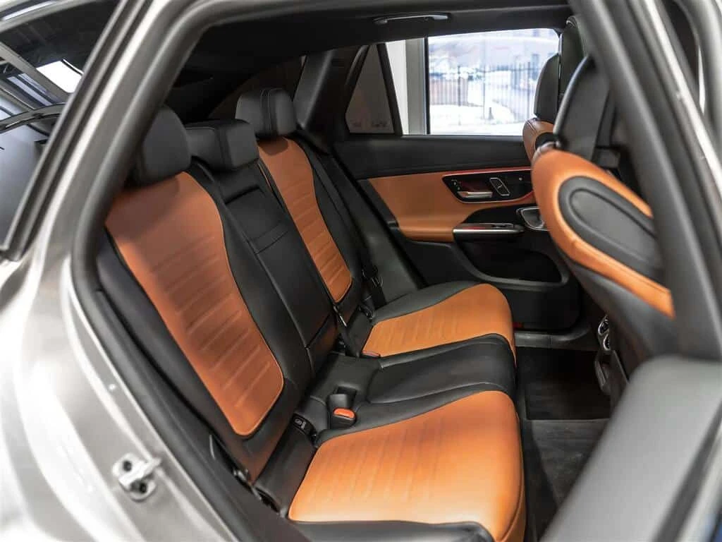 Mercedes-Benz GLC * 300 4MATIC SUV * CARFAX * ЦЕНА ДО БГ, снимка 14 - Автомобили и джипове - 53927166