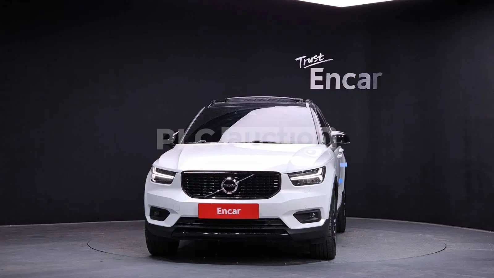 Volvo XC40 2020* КРАЙНА ЦЕНА, снимка 2 - Автомобили и джипове - 53966188