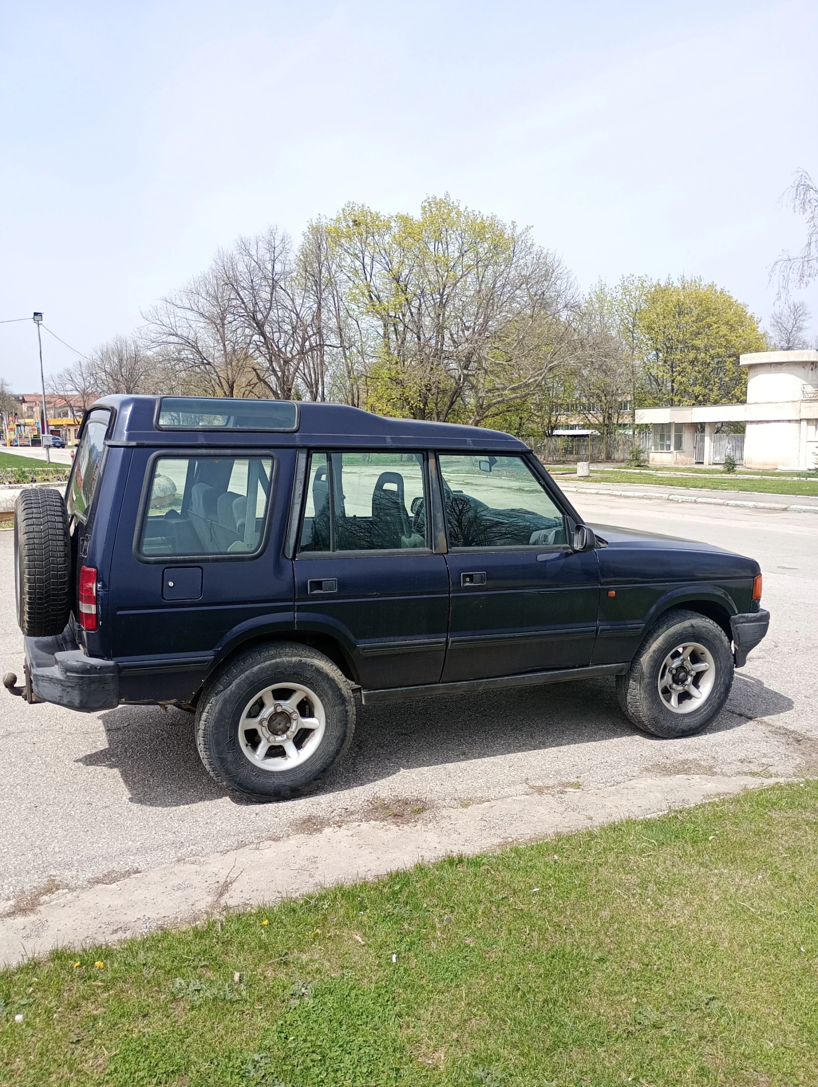 Land Rover Discovery, снимка 2 - Автомобили и джипове - 54180501