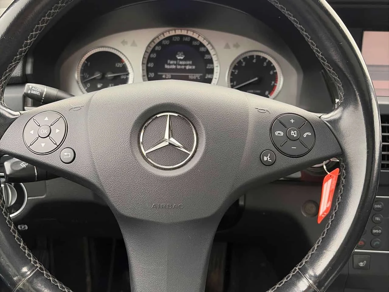 Mercedes-Benz GLK * 350 * ПОДГРЕВИ * NAVI, снимка 8 - Автомобили и джипове - 54460371