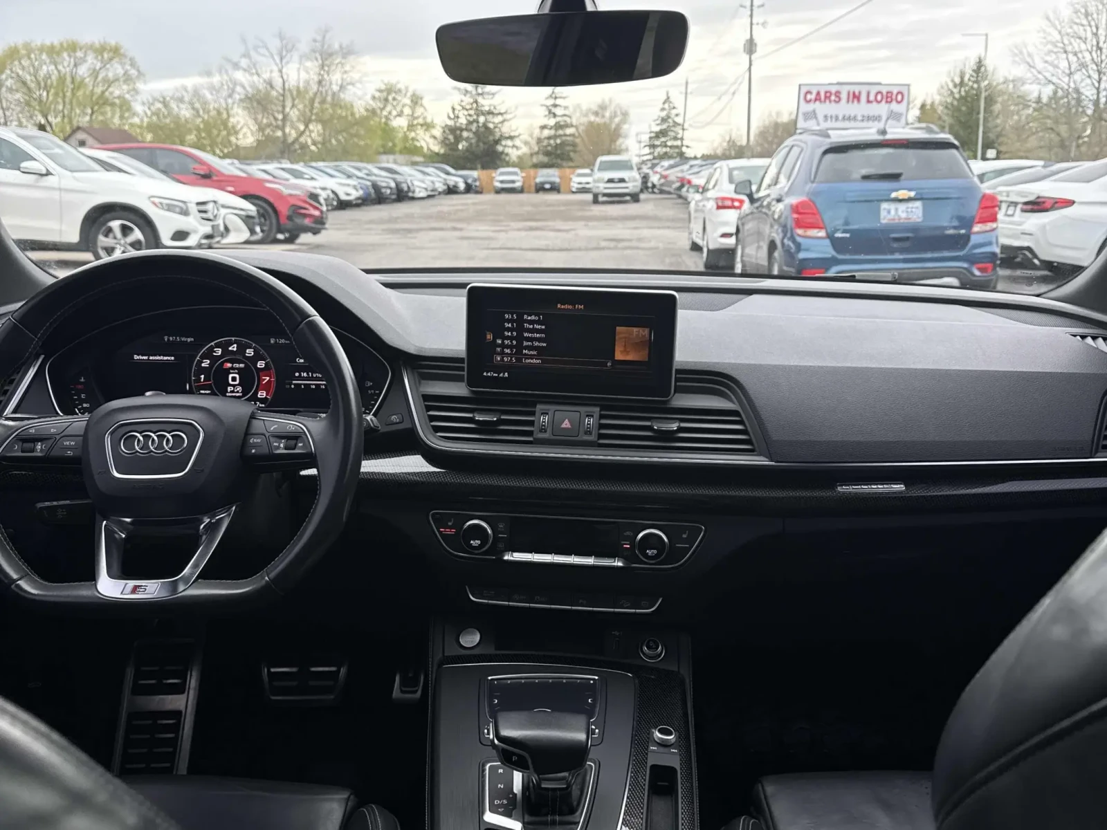 Audi SQ5 CARFAX * АВТО КРЕДИТ * ПРОГНОЗНА ЦЕНА ДО БГ * , снимка 10 - Автомобили и джипове - 54623634