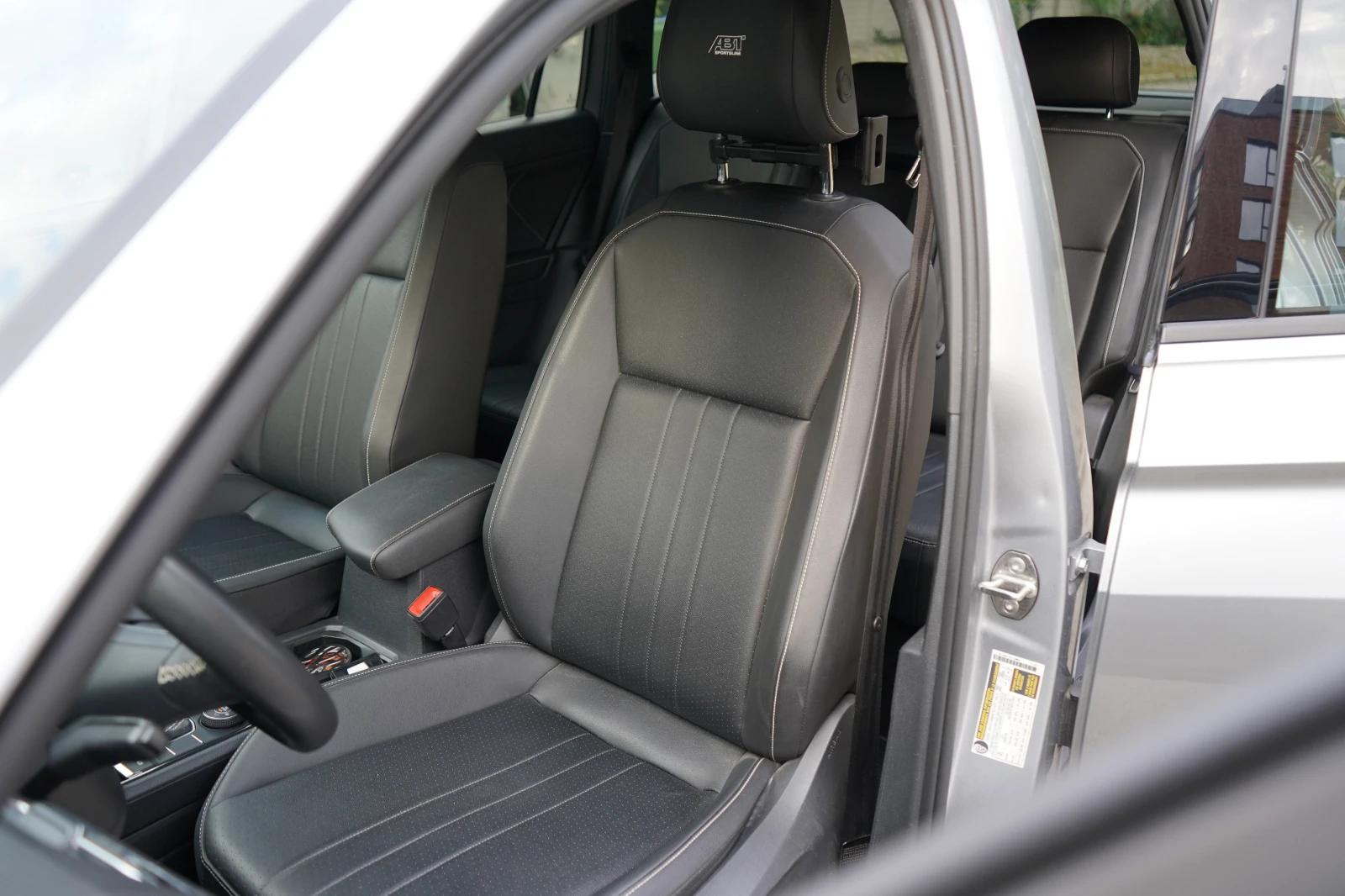 VW Tiguan R-Line ABT , снимка 13 - Автомобили и джипове - 55179789