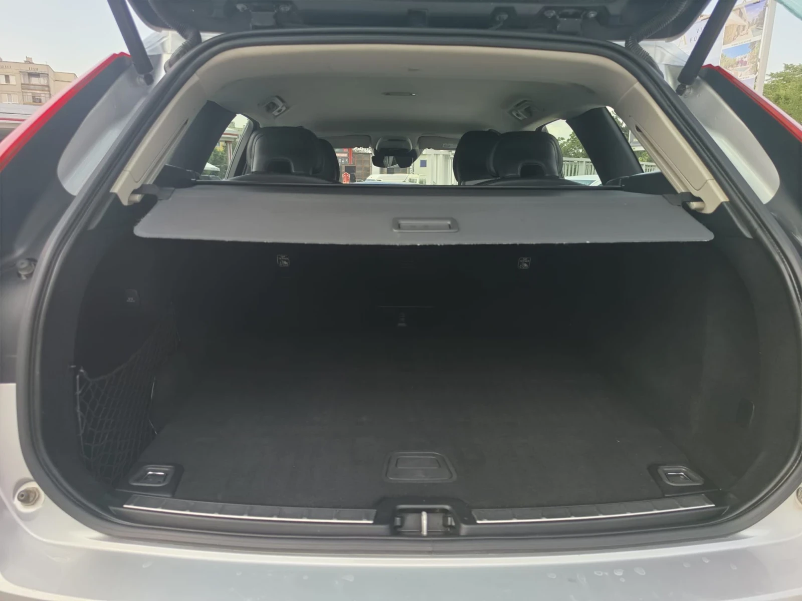 Volvo XC60 В4* ХИБРИД* ОТЛИЧЕН* , снимка 12 - Автомобили и джипове - 55262716
