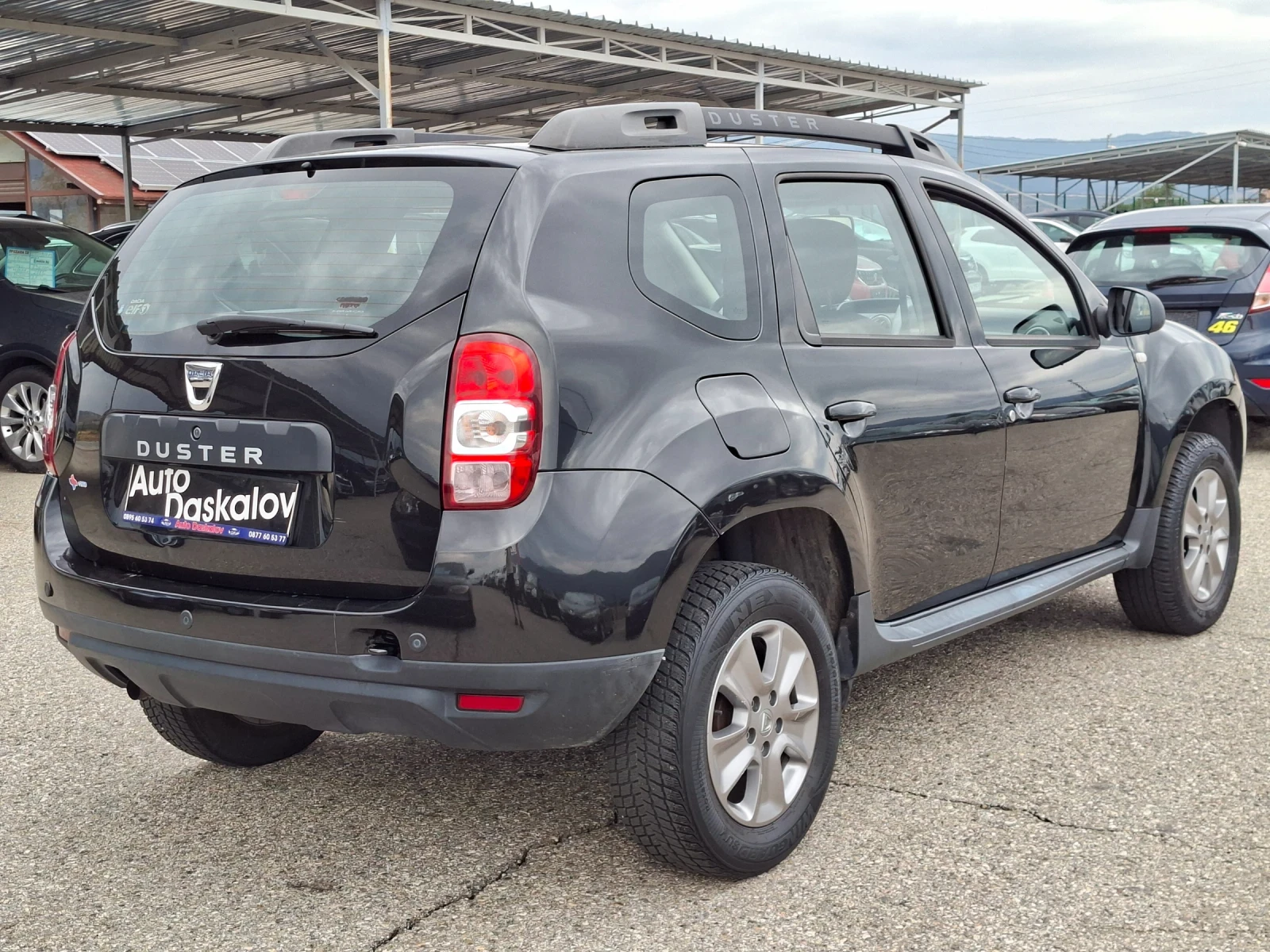 Dacia Duster 1, 5 dci, снимка 5 - Автомобили и джипове - 56058912