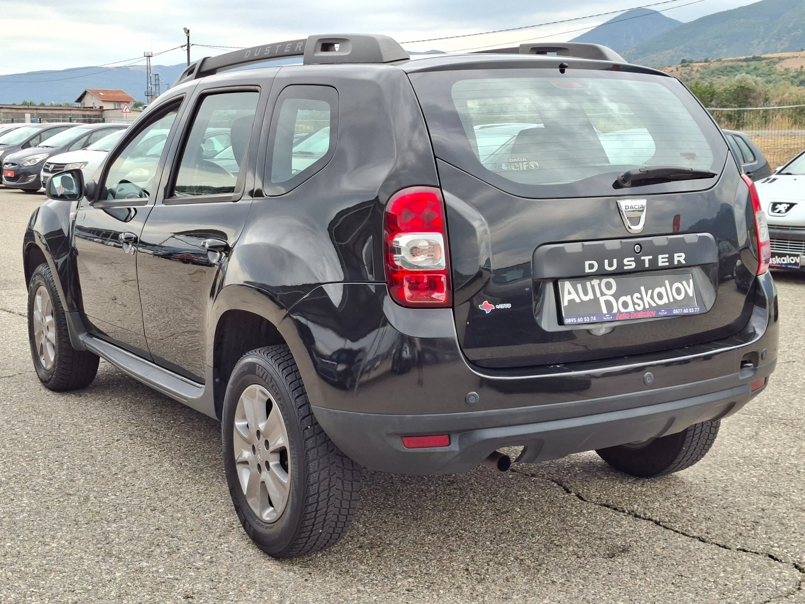 Dacia Duster 1, 5 dci, снимка 7 - Автомобили и джипове - 56058912