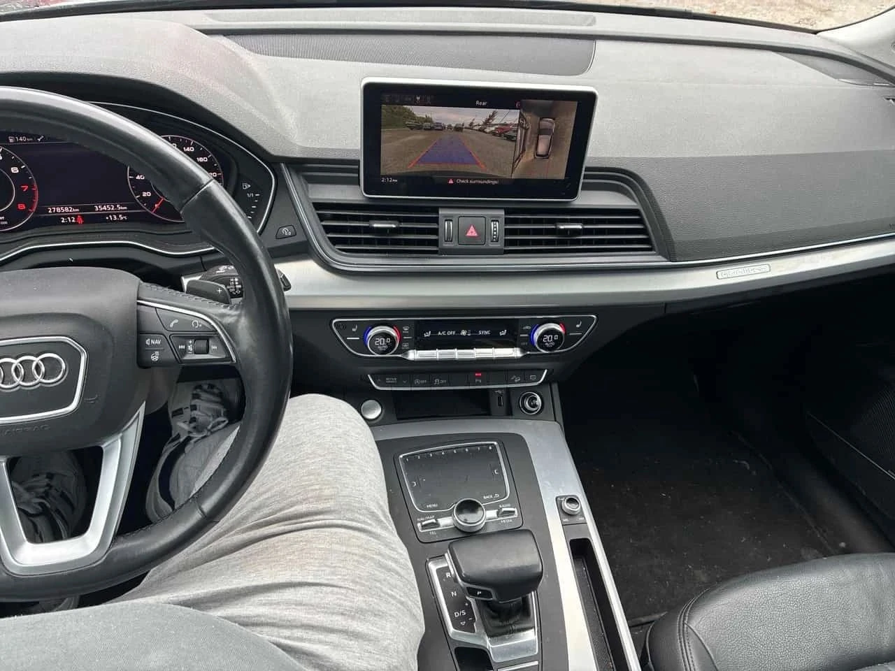 Audi Q5, снимка 9 - Автомобили и джипове - 56688513