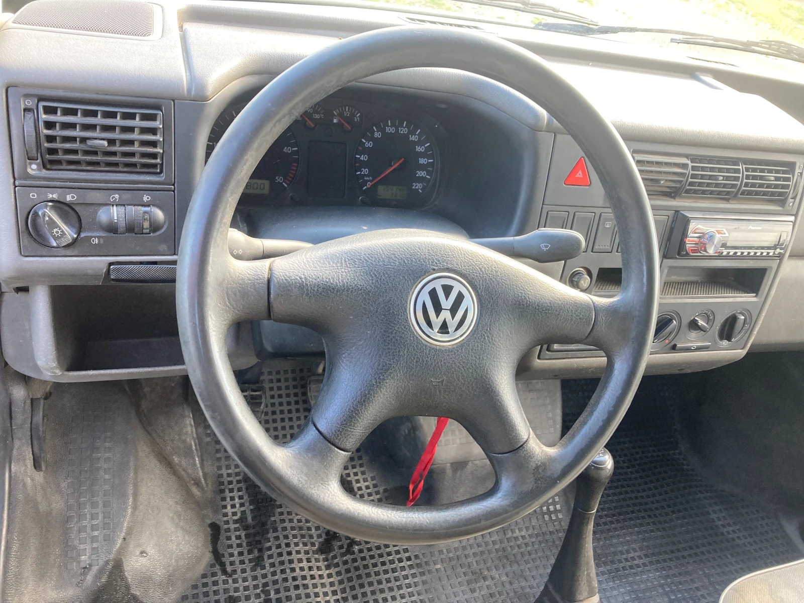 VW T4 1.9 TD, снимка 8 - Бусове и автобуси - 54661511