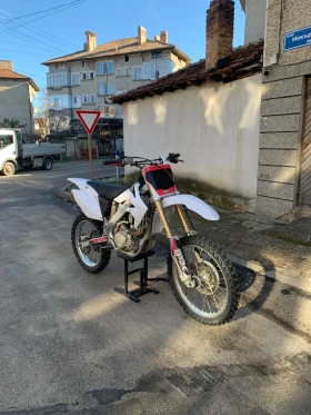 Honda Crf 250R, снимка 1