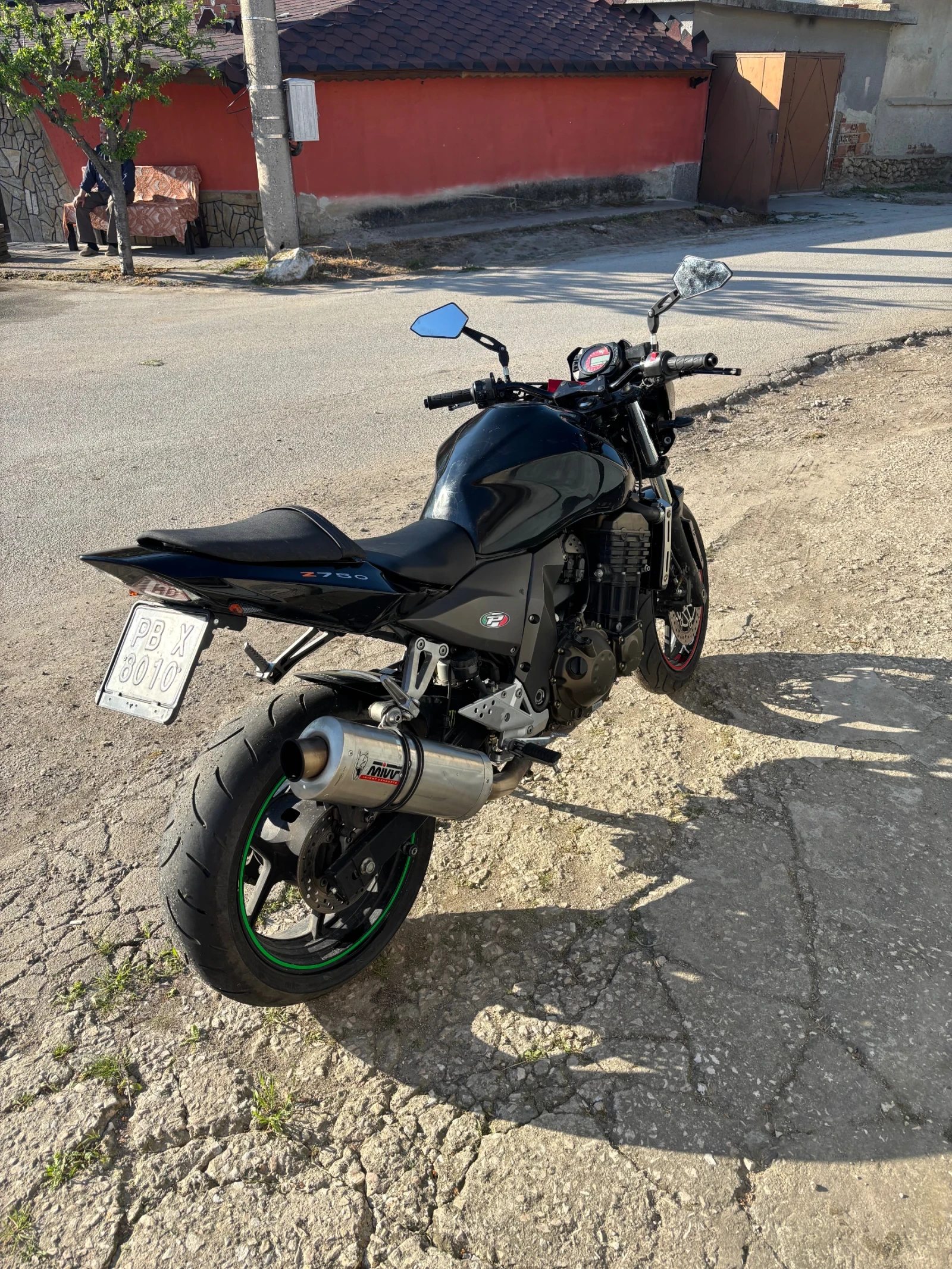 Kawasaki Z, снимка 3 - Мотоциклети и мототехника - 54247138