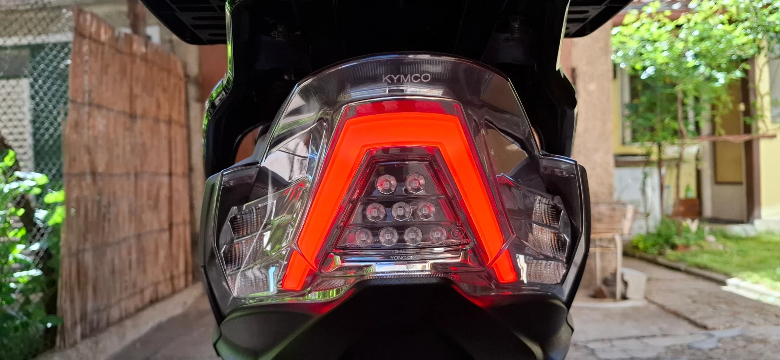 Kymco People 300 GTi, снимка 11 - Мотоциклети и мототехника - 54380829
