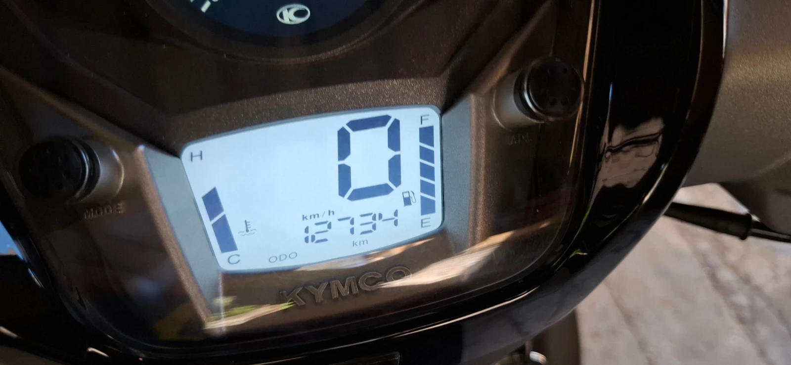 Kymco People 300 GTi, снимка 13 - Мотоциклети и мототехника - 54380829