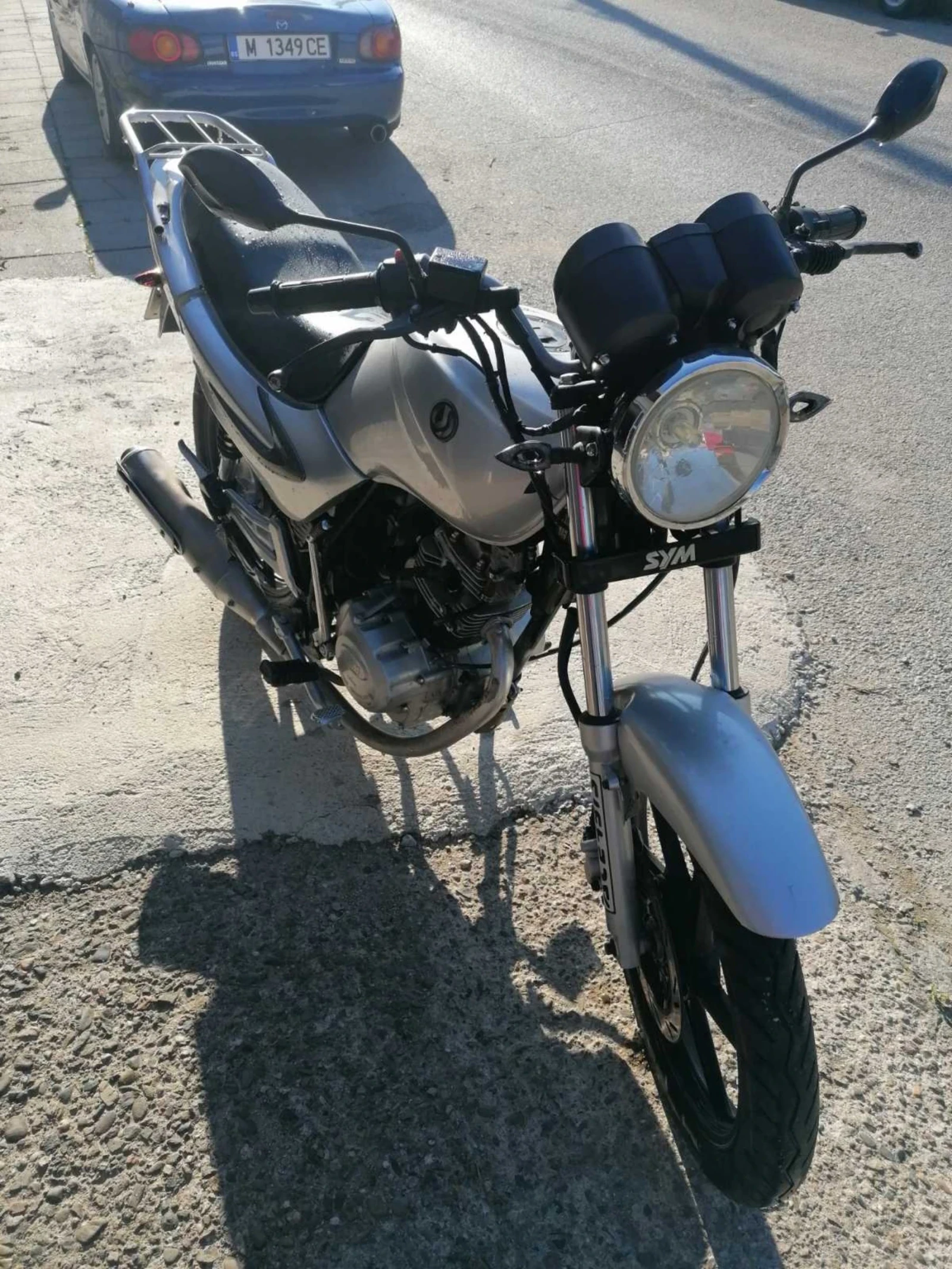 Sym ADX