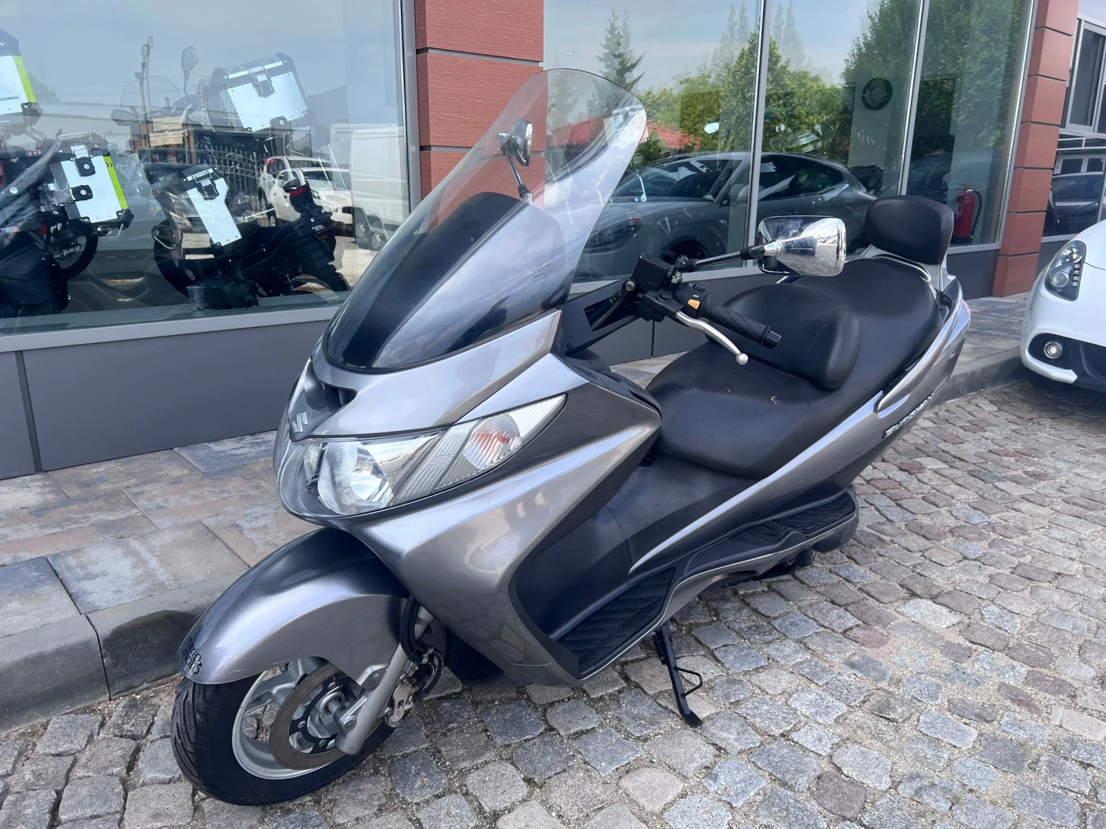 Suzuki Burgman 250, снимка 4 - Мотоциклети и мототехника - 55142621