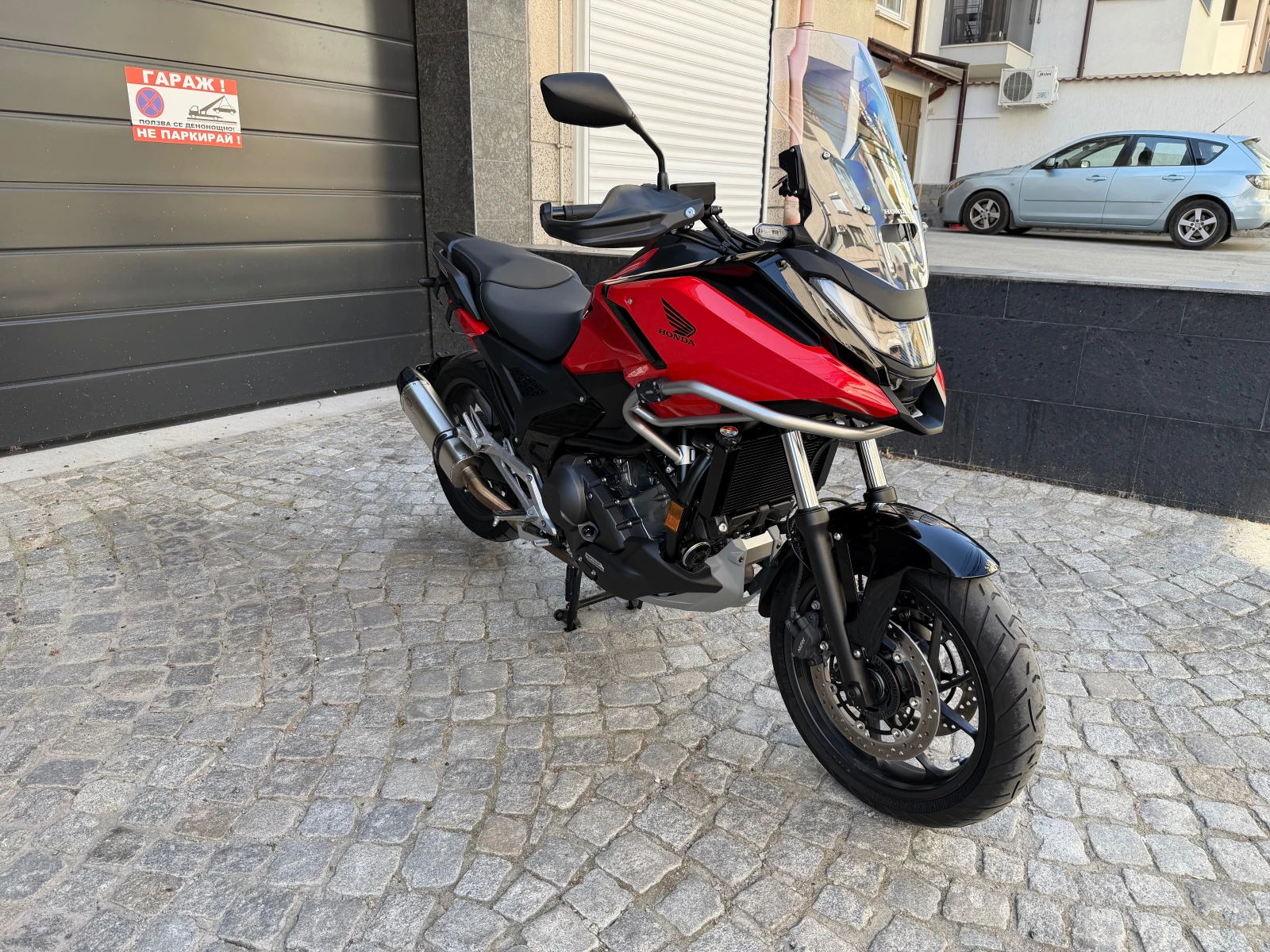 Honda Nc 750X Автомат, снимка 3 - Мотоциклети и мототехника - 55530375