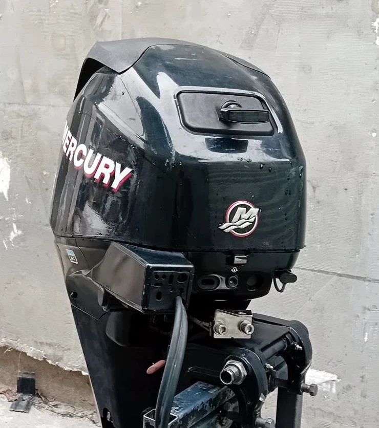 Извънбордов двигател Mercury 25  - изображение 6