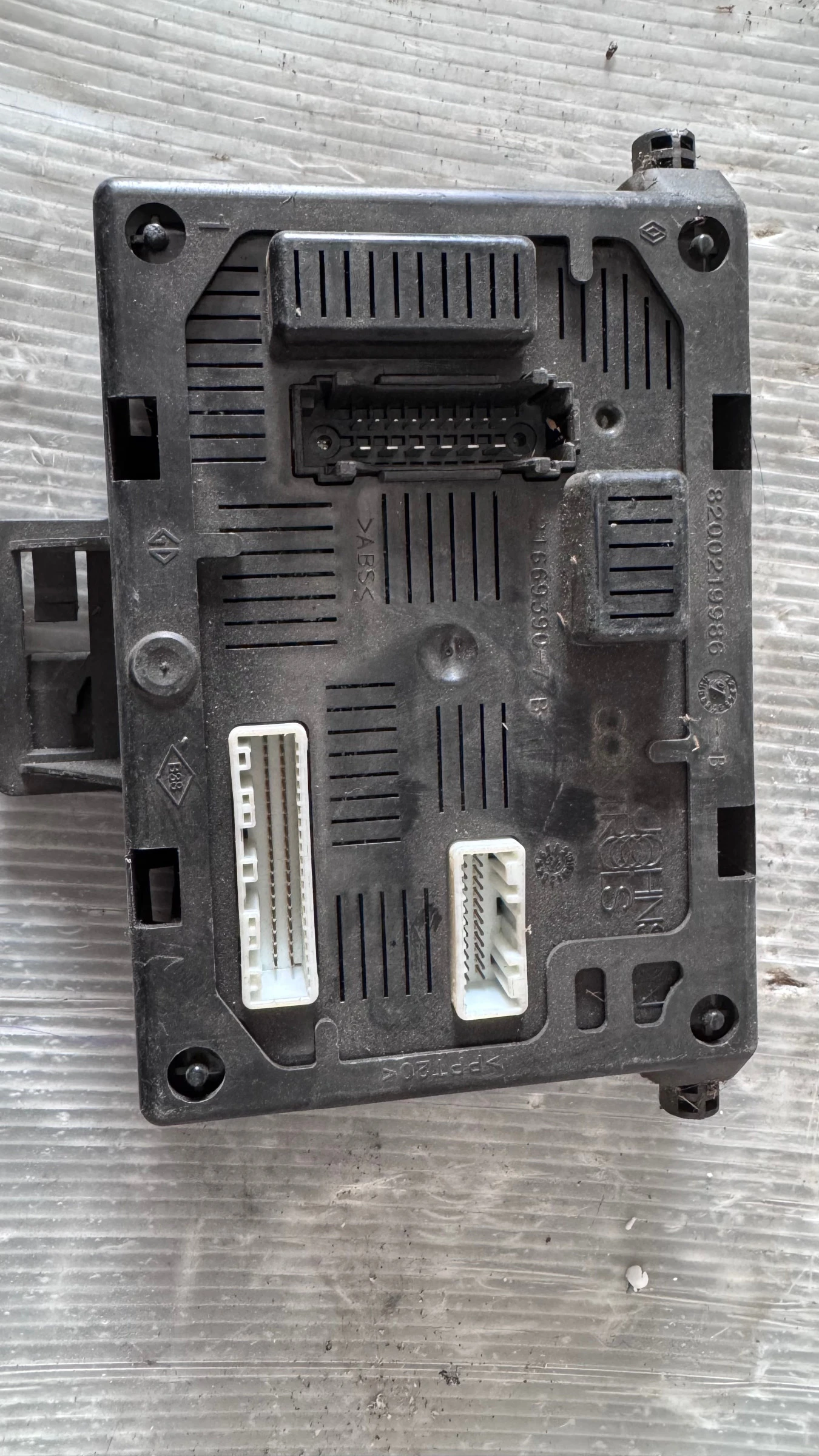 ��������� ����� (������� ����� BSI / BSM ) �� Renault Modos - 21669390-7 / 8200219986 | Mobile.bg � ����������� 1