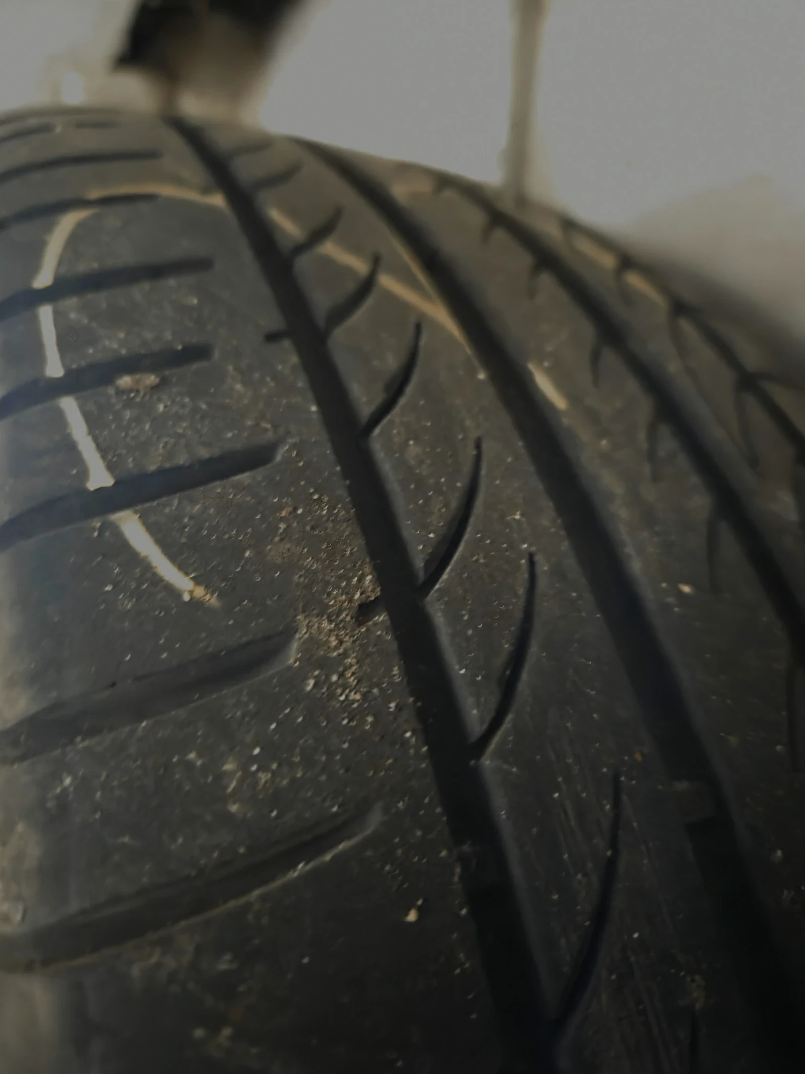 Гуми с джанти Pirelli 205/50R17, снимка 4 - Гуми и джанти - 53945847