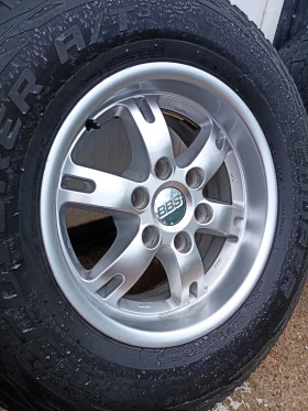        265/70R17  Toyota Fj cruiser