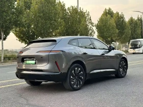 Avatr 07, снимка 2