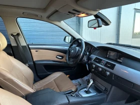 BMW 525 525i Комби, 2010, кожен салон, панорама, снимка 11