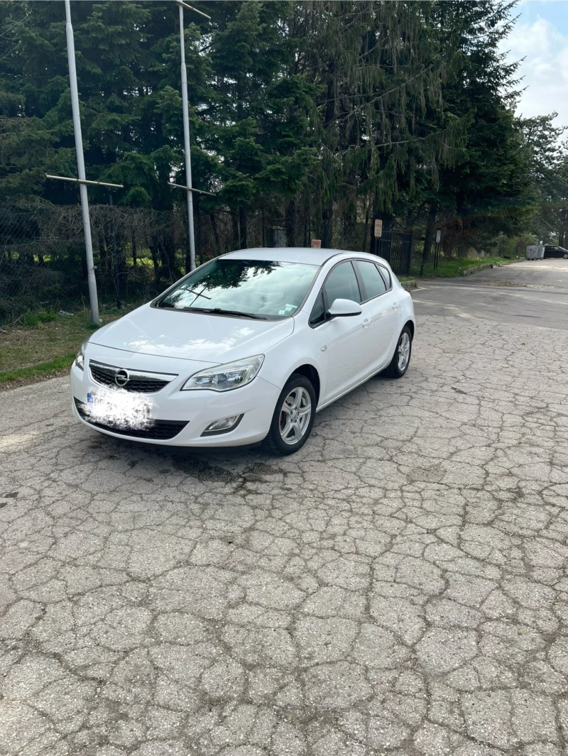 Opel Astra, снимка 12 - Автомобили и джипове - 49536110