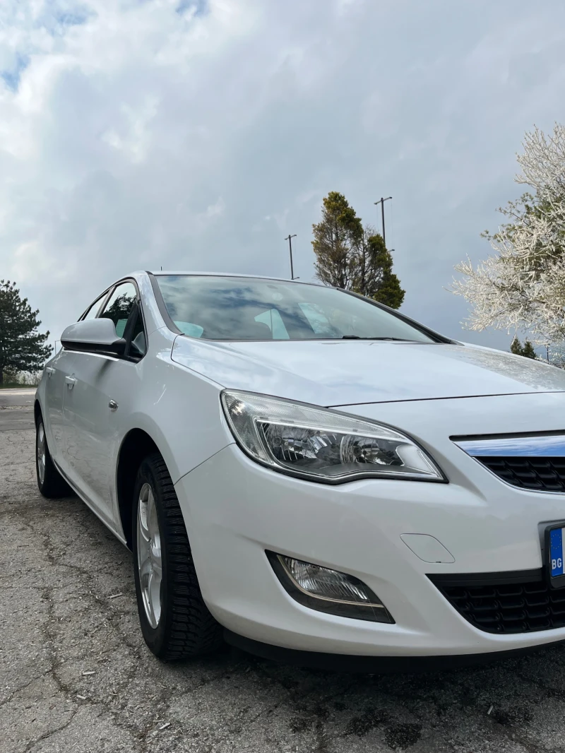 Opel Astra, снимка 7 - Автомобили и джипове - 49536110