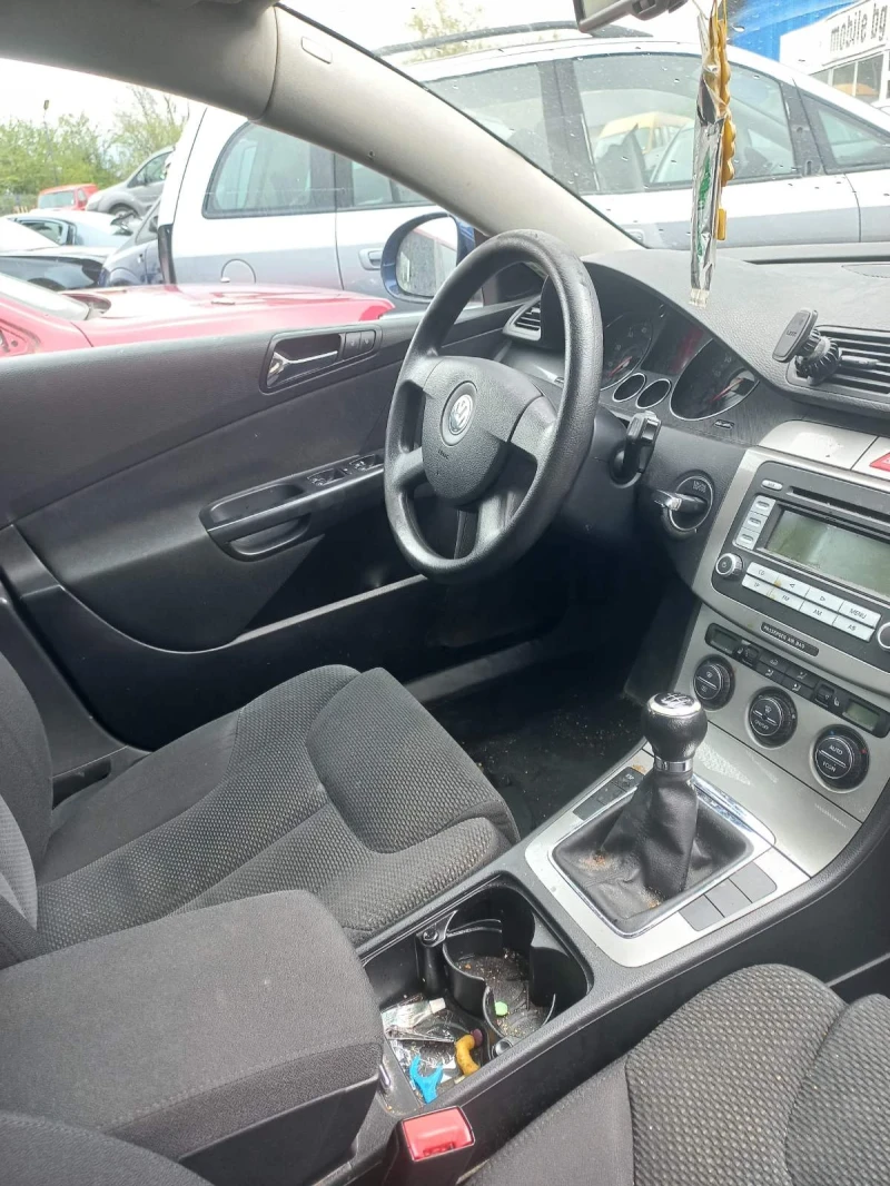 VW Passat, снимка 5 - Автомобили и джипове - 49904903