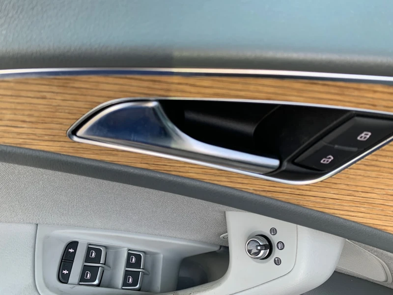 Audi A6 Audi A6 Avant , снимка 16 - Автомобили и джипове - 52437457