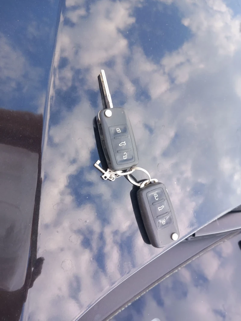 VW Polo 1.4 16 v 86кс, снимка 12 - Автомобили и джипове - 51221727