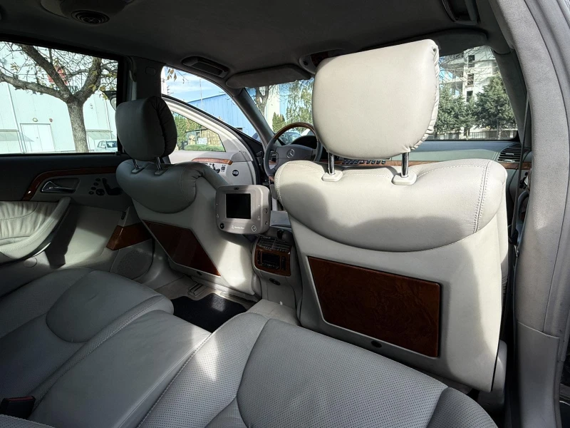 Mercedes-Benz S 600 Б7 Бронирана , снимка 12 - Автомобили и джипове - 52133544