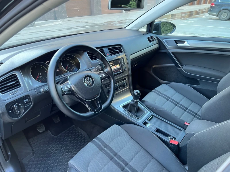 VW Golf, снимка 8 - Автомобили и джипове - 52757797