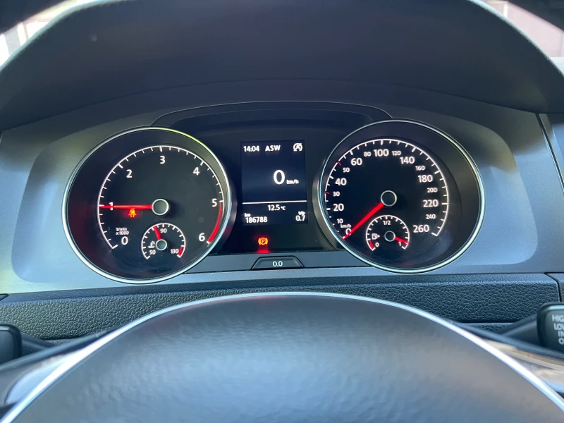 VW Golf, снимка 14 - Автомобили и джипове - 52757797