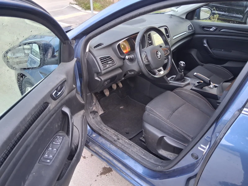 Renault Megane 1.5, cdi, снимка 6 - Автомобили и джипове - 53159149