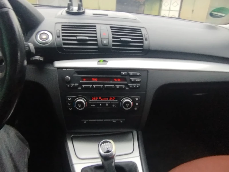 BMW 118, снимка 10 - Автомобили и джипове - 53434046