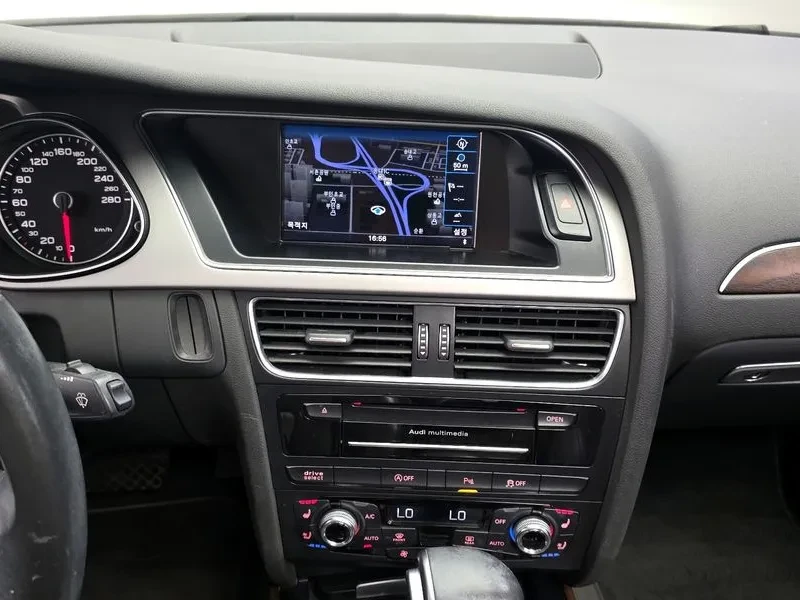 Audi A4 2.0 TDI Quattro - САМО 30% АВАНС, снимка 14 - Автомобили и джипове - 55487014