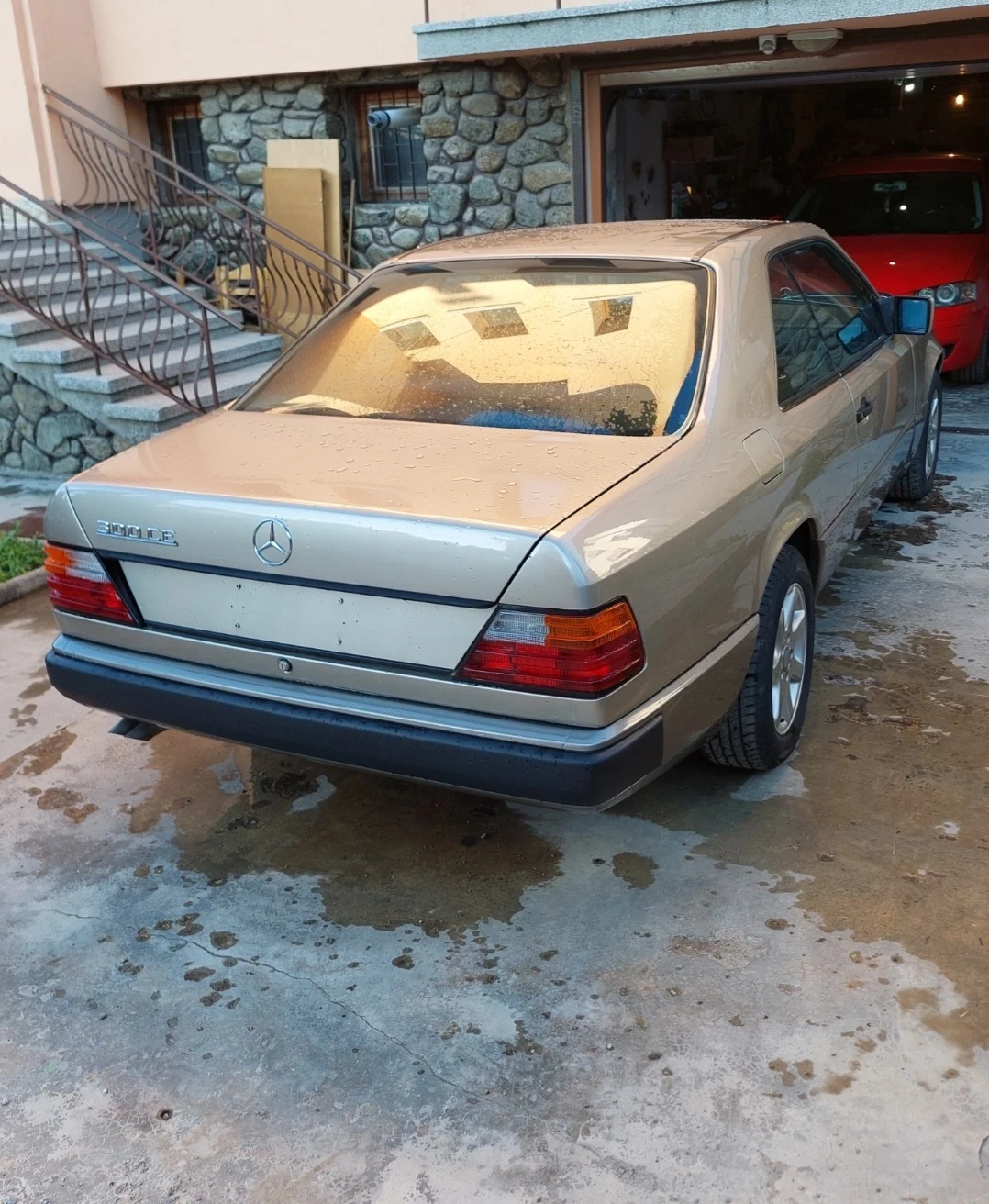 Mercedes-Benz 124 300ce - изображение 6