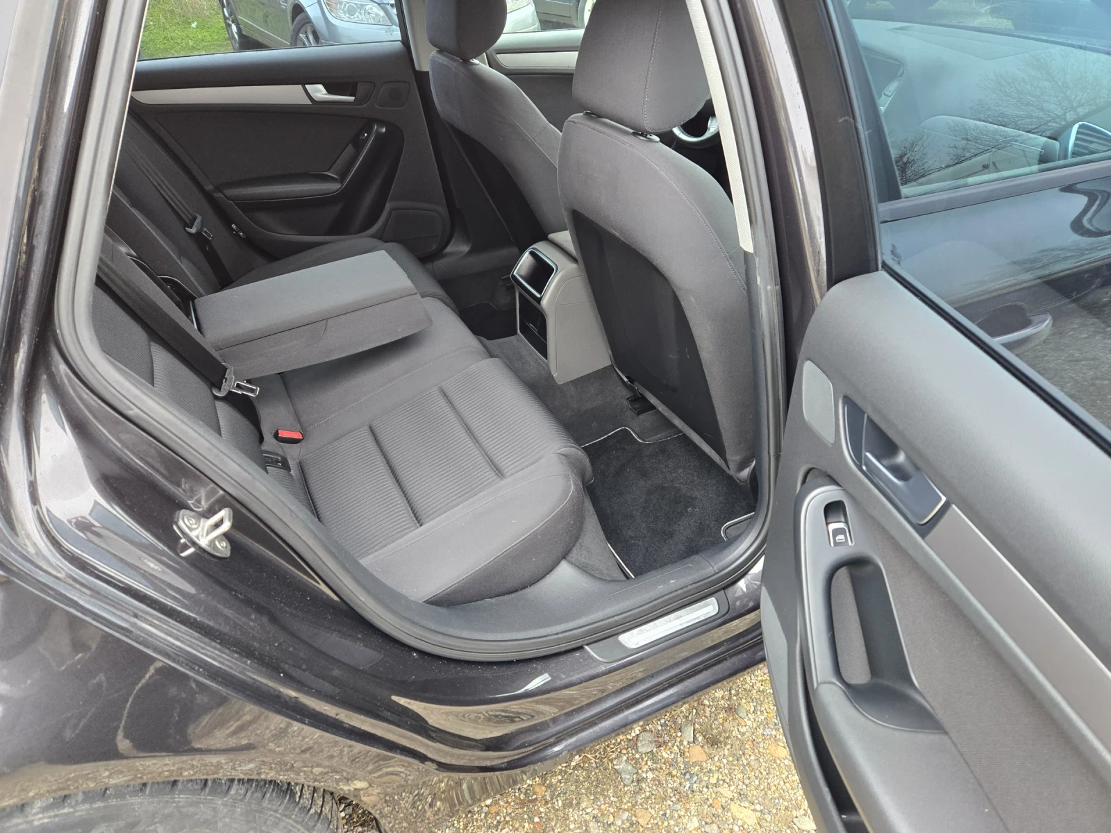 Audi A4 2.0 TDI | Mobile.bg — изображение 14