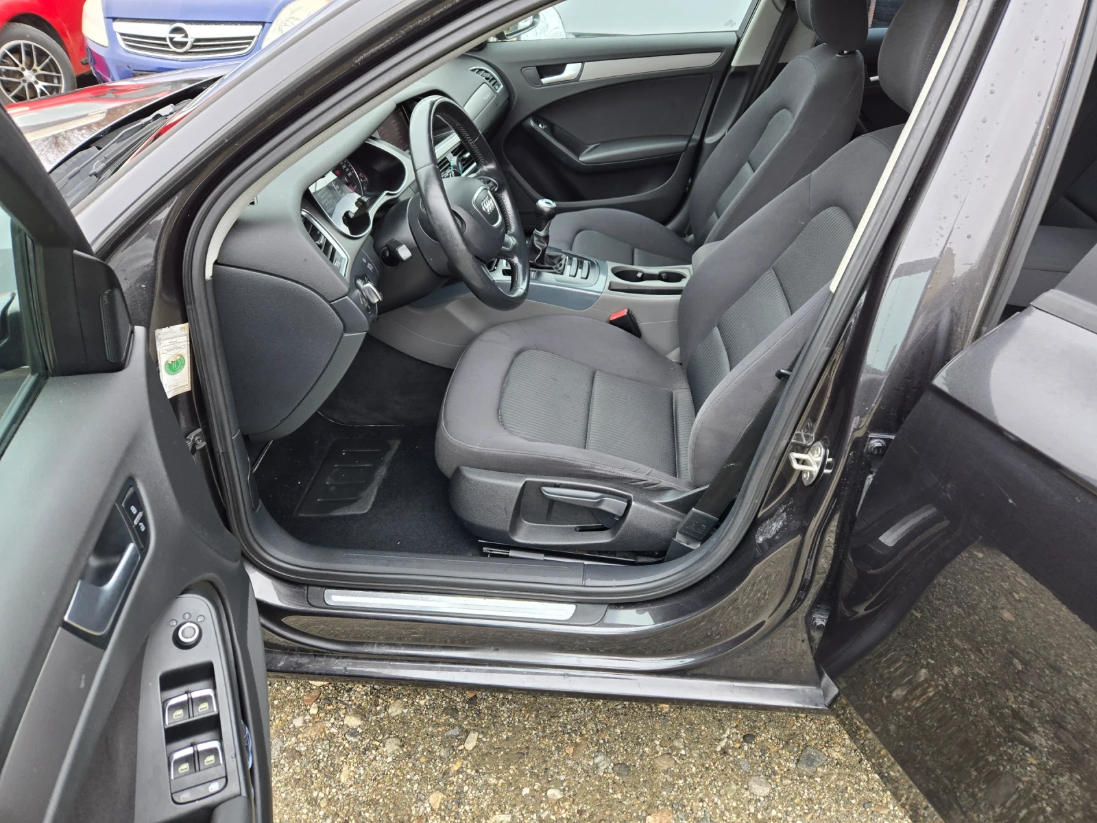 Audi A4 2.0 TDI | Mobile.bg — изображение 11