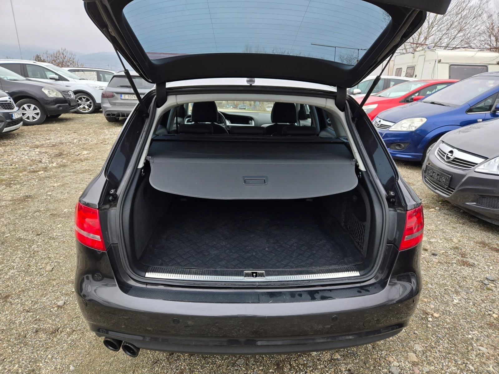 Audi A4 2.0 TDI | Mobile.bg — изображение 16