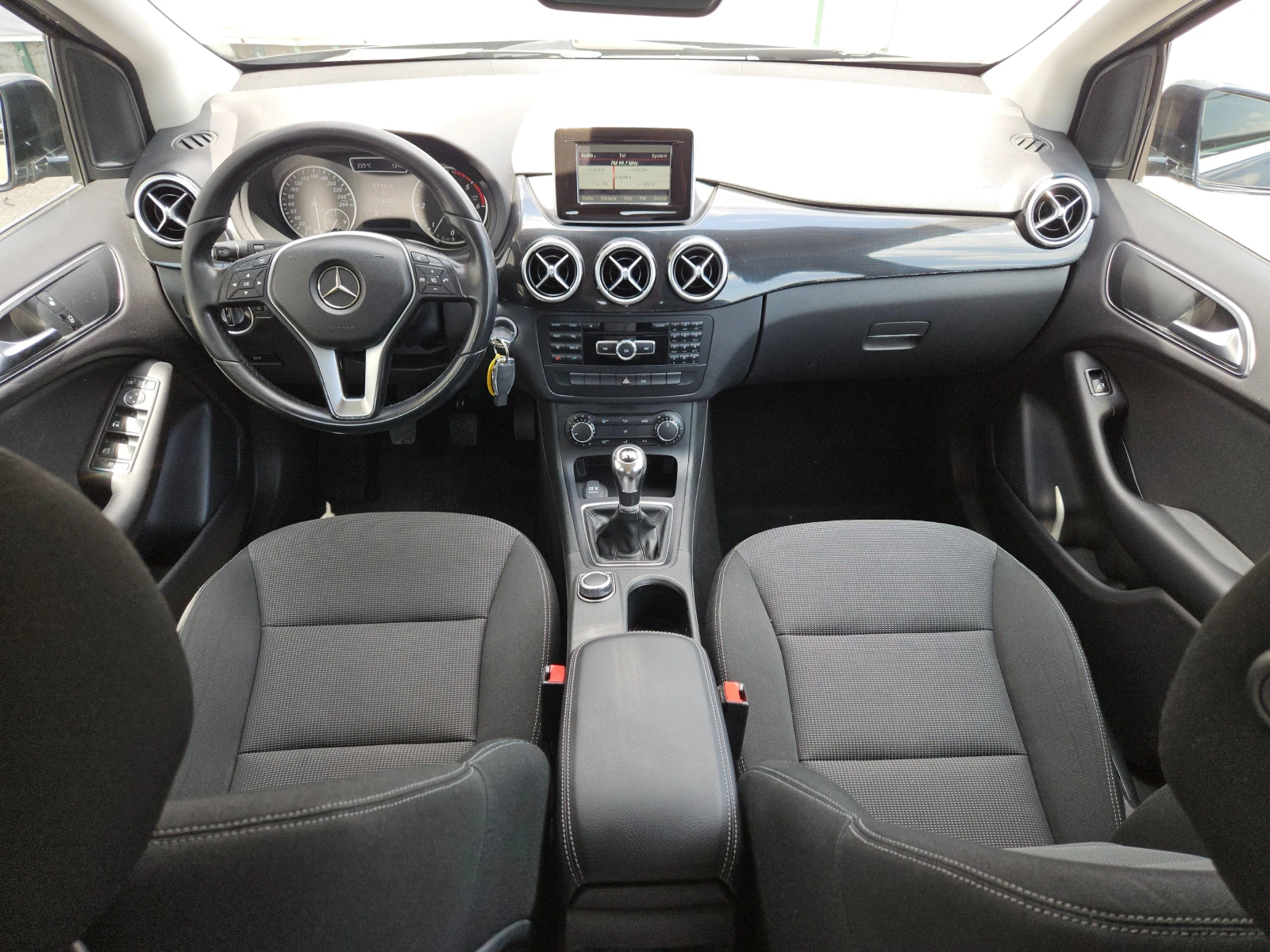 Mercedes-Benz B 180 CDI/EXECUTIVE/6ск/ACC/LED/NAVI/БЛУТУТ/EURO 5B/ТОП - изображение 10