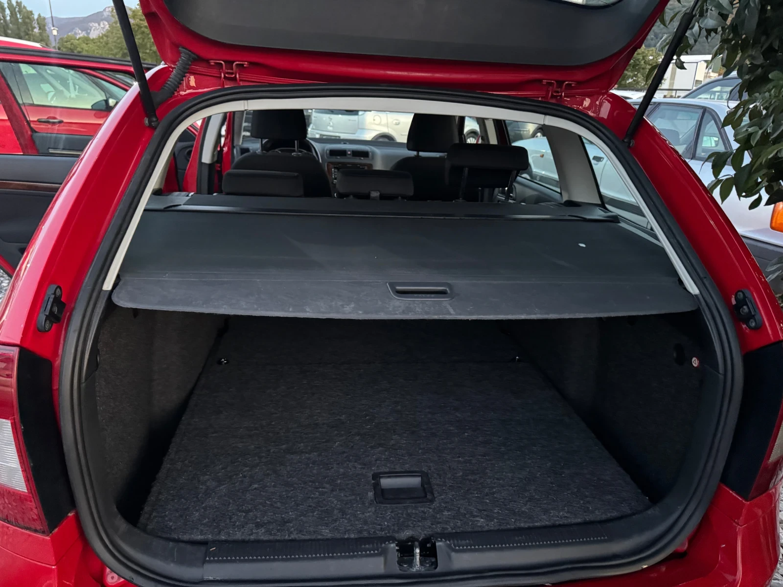 Skoda Octavia 1.8i AVT NAVI - изображение 7