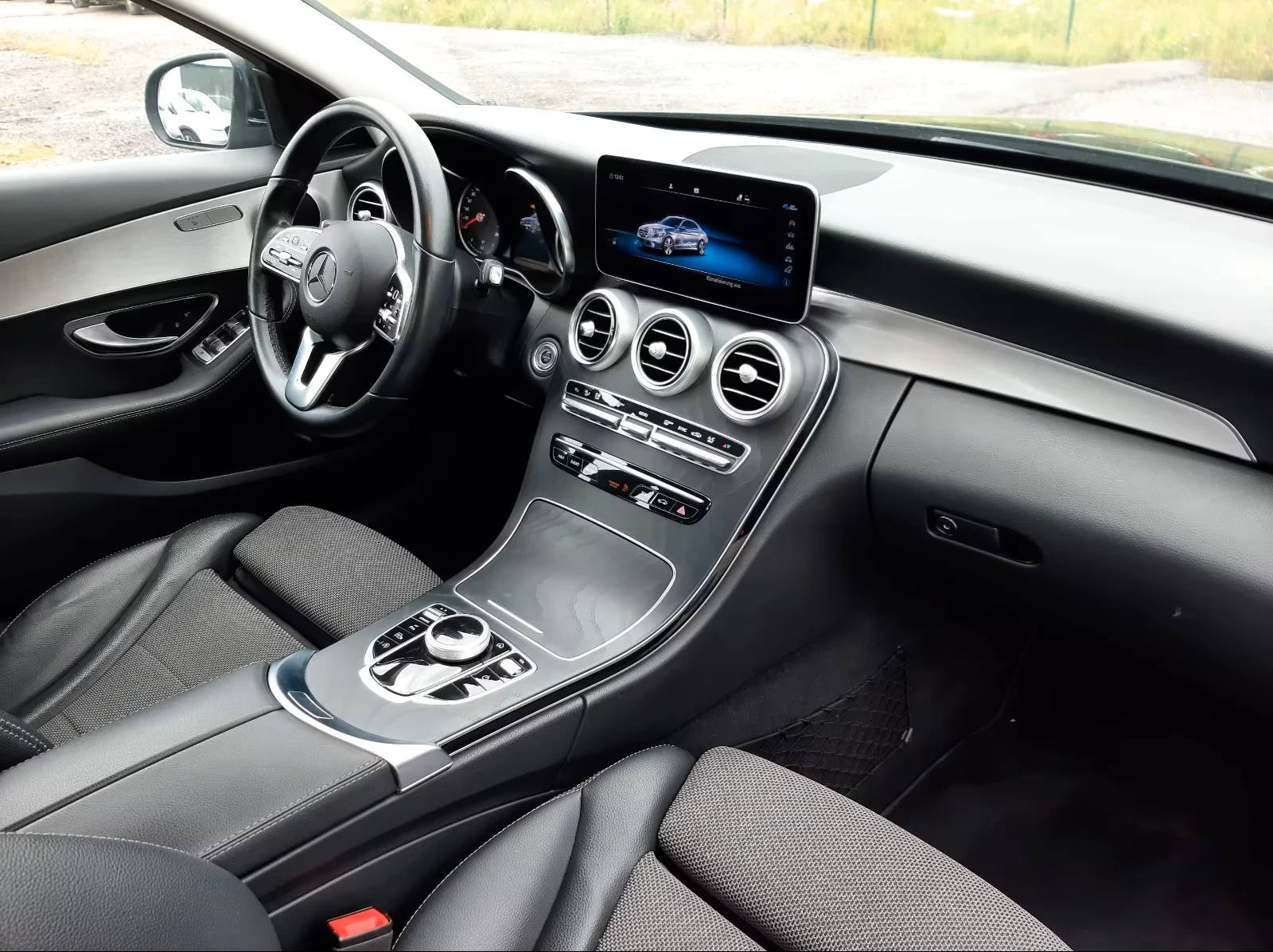 Mercedes-Benz C 220 d Avantgarde - изображение 4