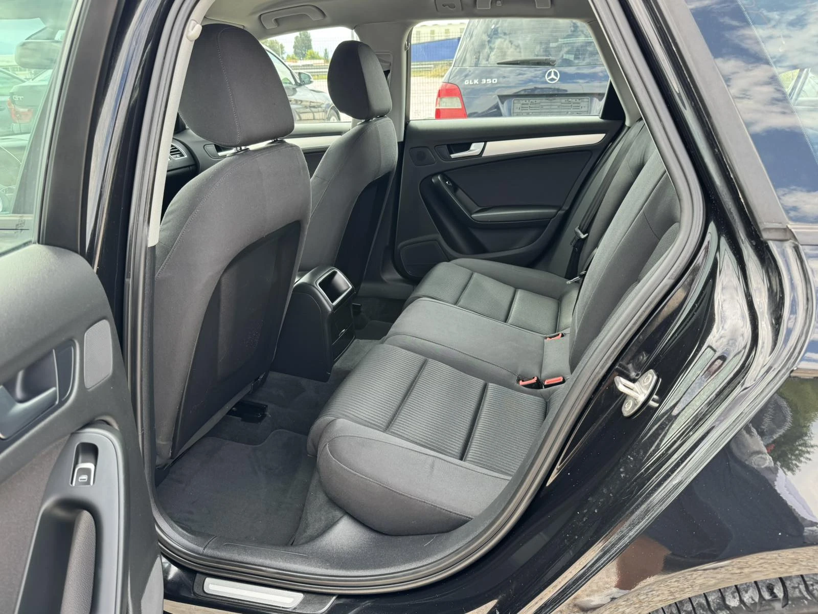 Audi A4 2.0TDI QUATTRO 177k - изображение 8