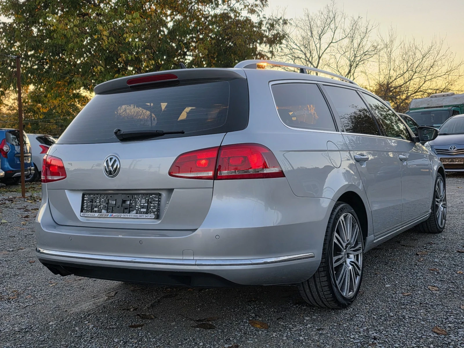 VW Passat 2.0 TDI 140 К.С. (DSG) Highline / НАВИ / КОЖА - изображение 4